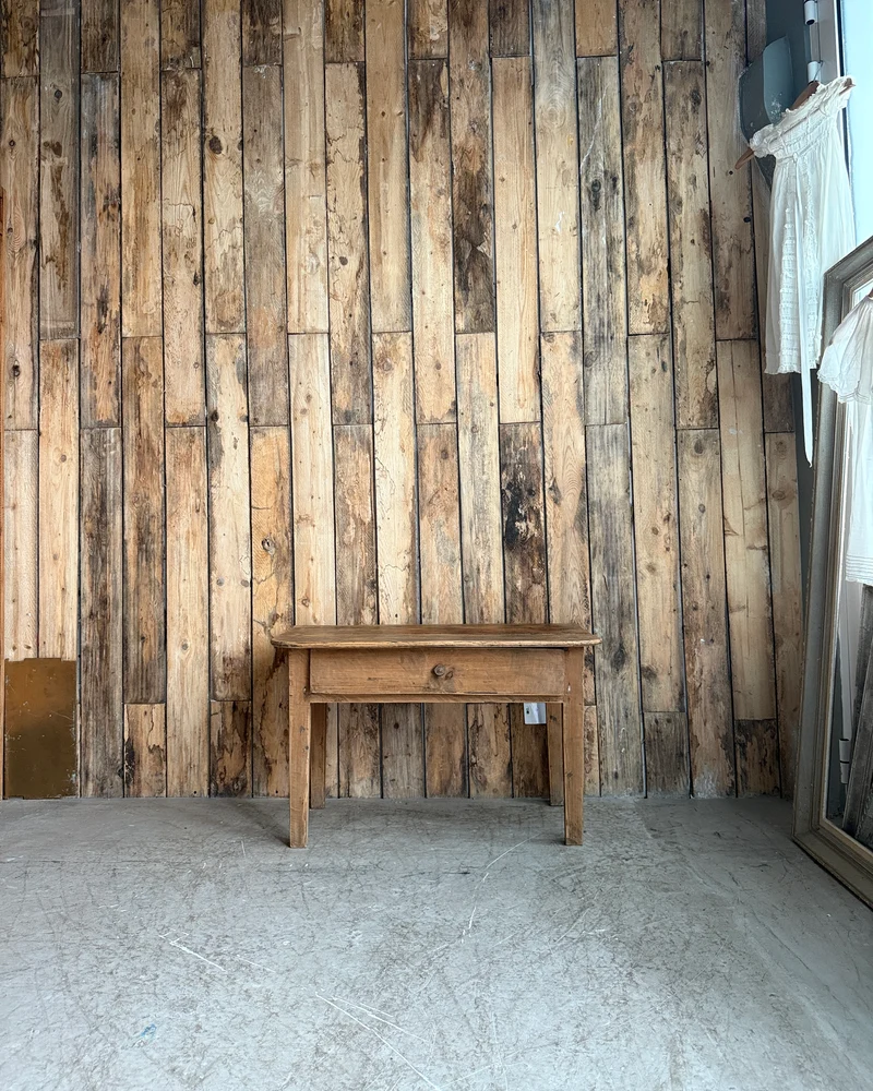 Petite console ou table de chevet en pin massif