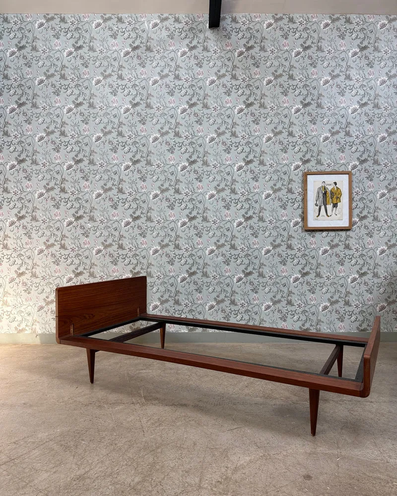 Lit daybed scandinave en teck