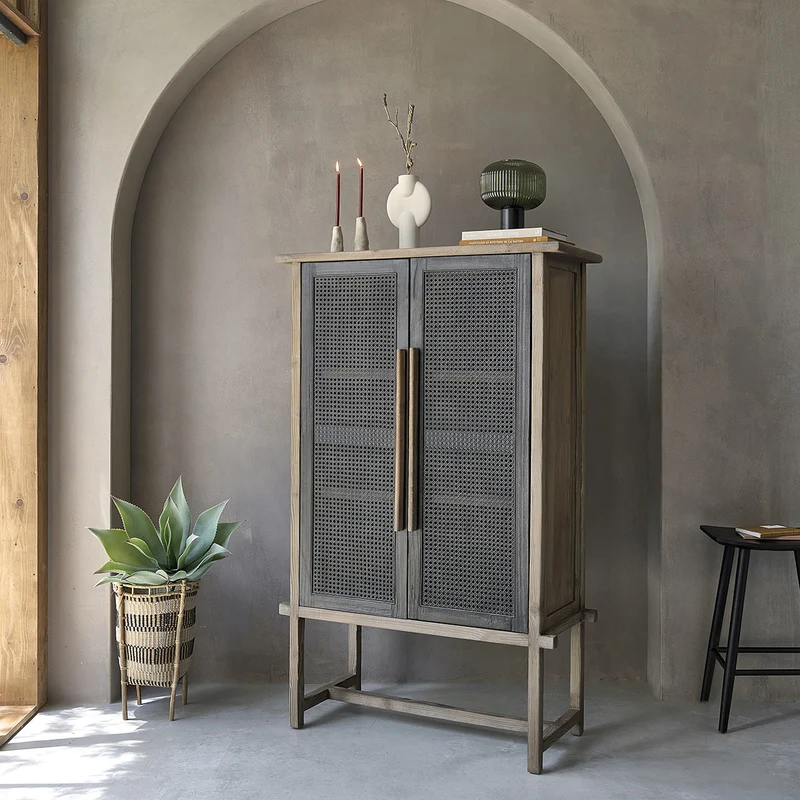 Armoire en bois recyclé massif