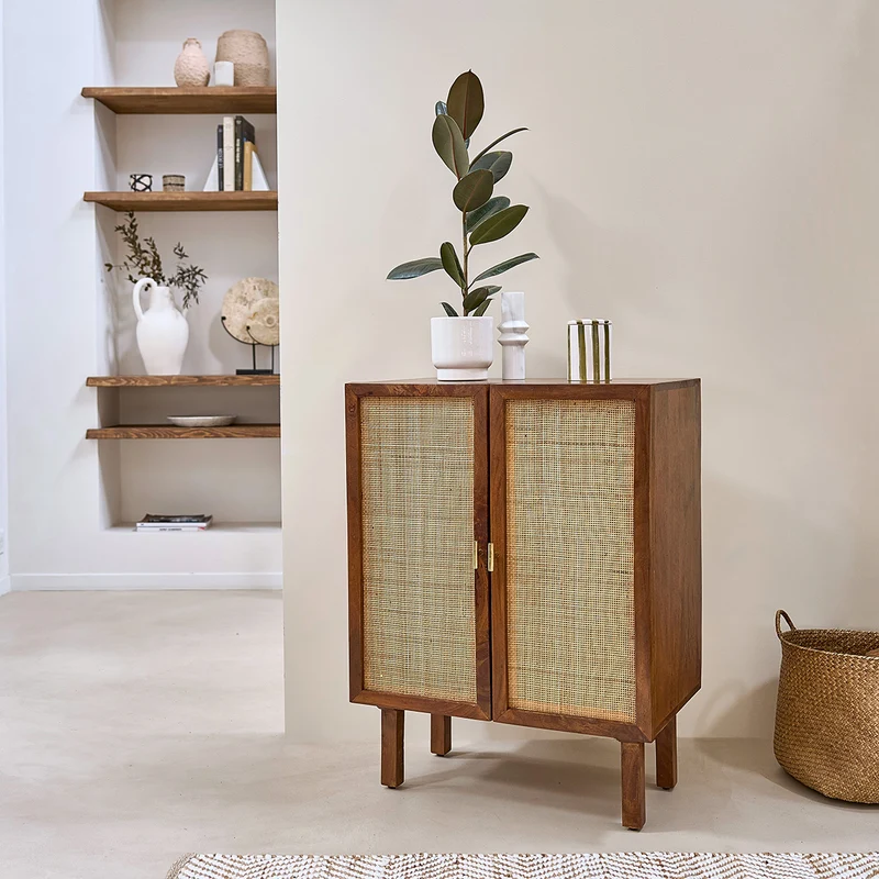 Buffet en manguier massif et cannage finition noyer 68 cm
