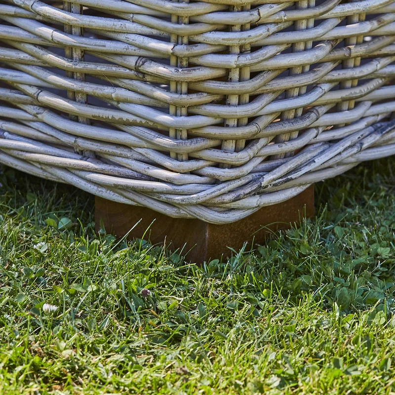 Table basse en kubu naturel