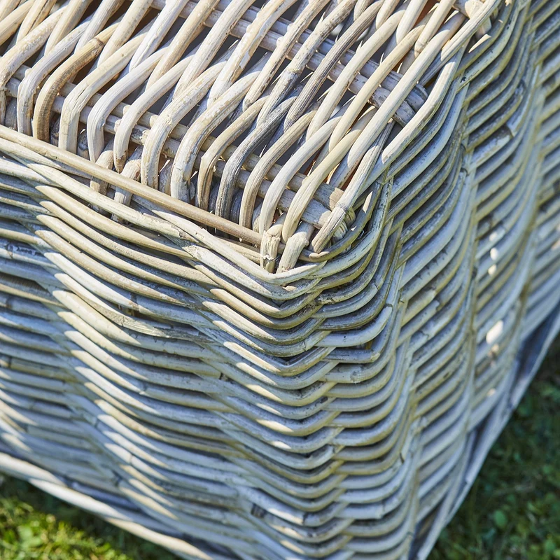 Table basse en kubu naturel