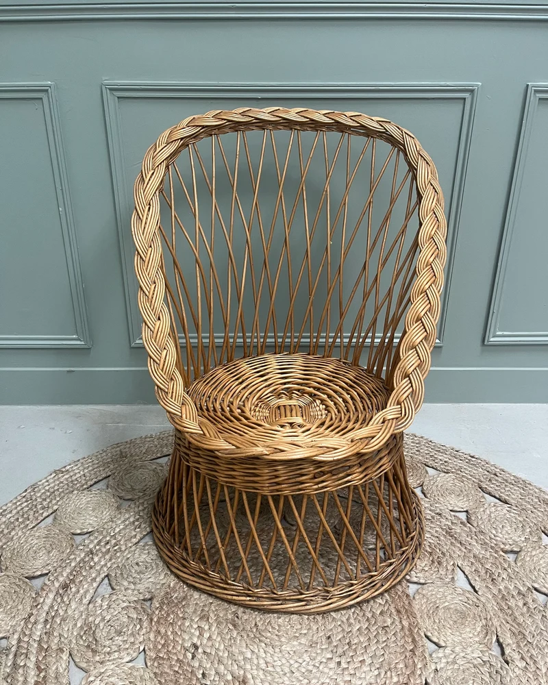 Fauteuil en rotin pour enfants