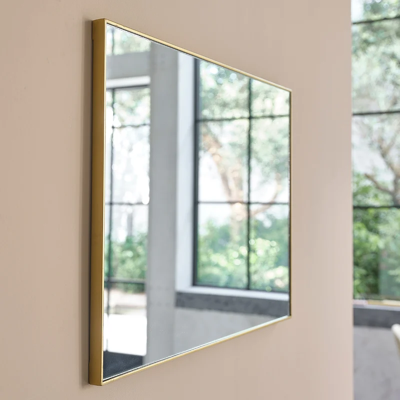 Miroir en métal doré rectangulaire 70x50 cm