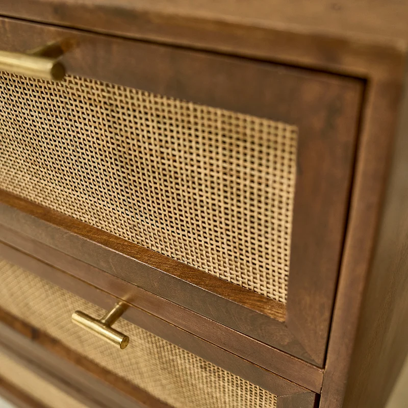 Commode en manguier massif et cannage finition noyer 90 cm