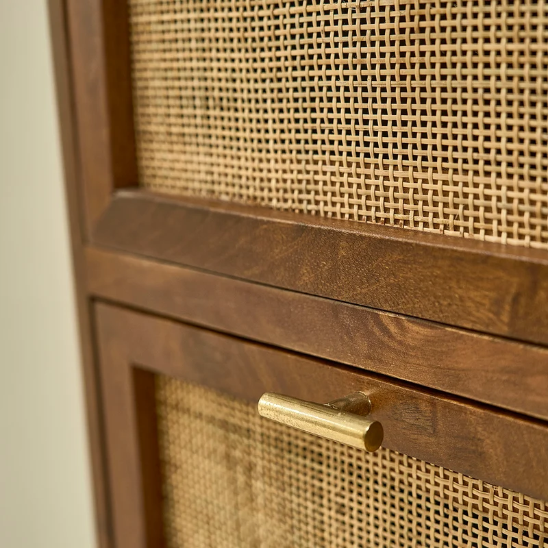 Commode en manguier massif et cannage finition noyer 90 cm