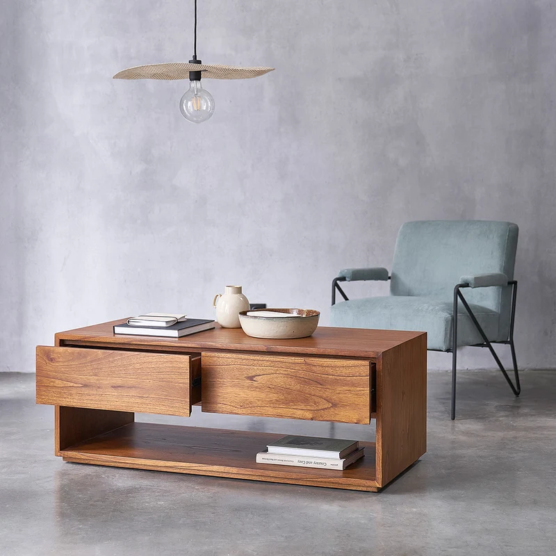 Table basse en mindi massif finition noyer 120 cm
