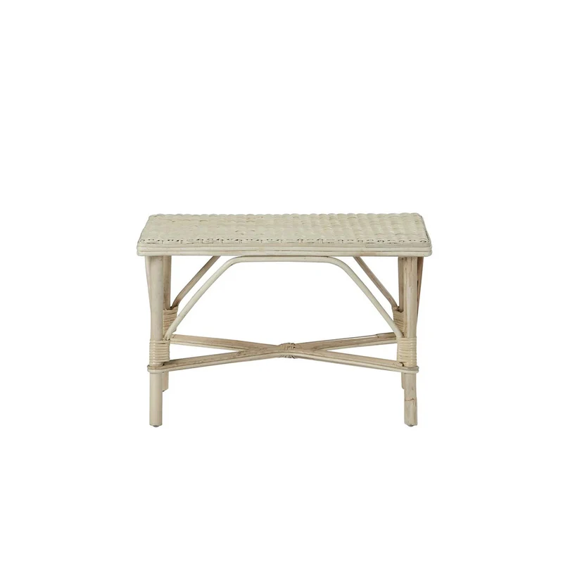 Table basse en rotin naturel