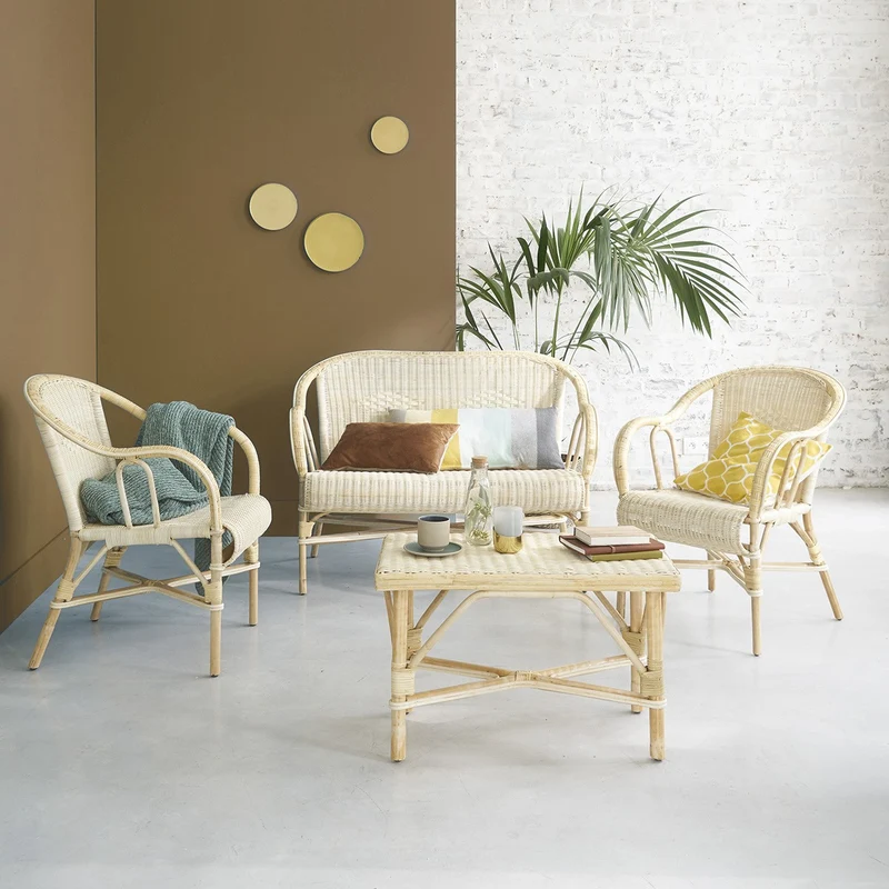 Table basse en rotin naturel