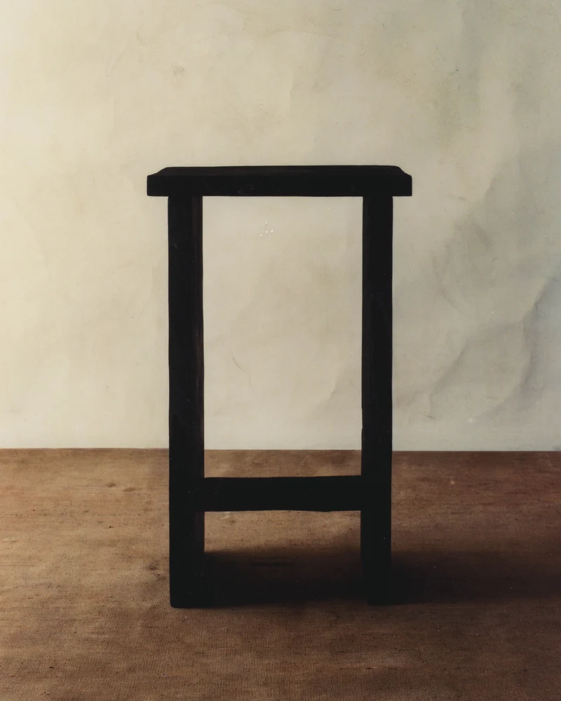 N V Stool