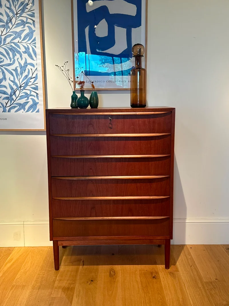 Commode haute scandinave vintage en teck "Mikkel"