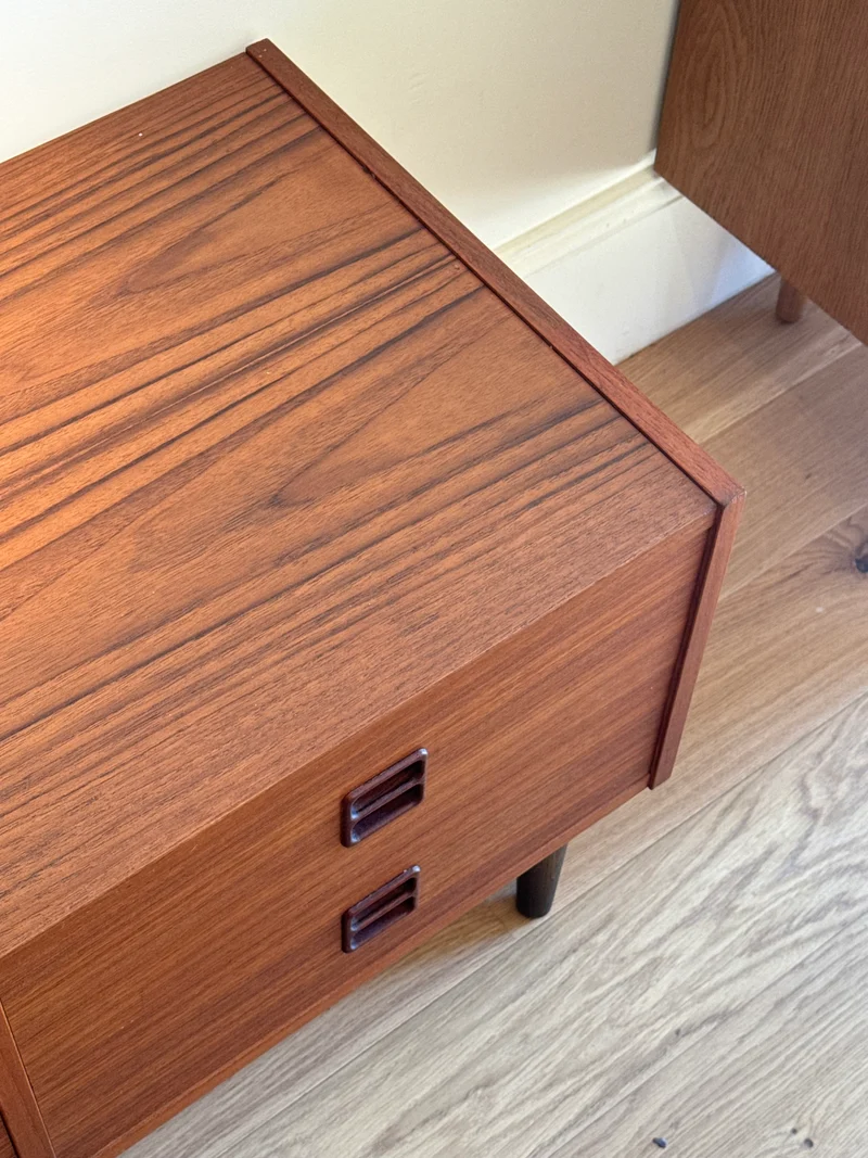 Commode scandinave basse / Meuble TV vintage « Brigitte »