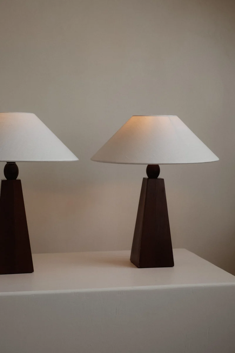 Vintage Timeless Wooden Table Lamp