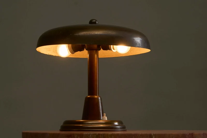 Vintage Mid-Century Italian Table Lamp in Patinated Brass 1950s
