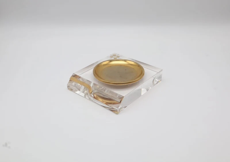 1970s Italian Vintage 'Pyramid' Vide-Poche in Lucite & Brass