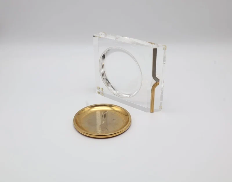 1970s Italian Vintage 'Pyramid' Vide-Poche in Lucite & Brass
