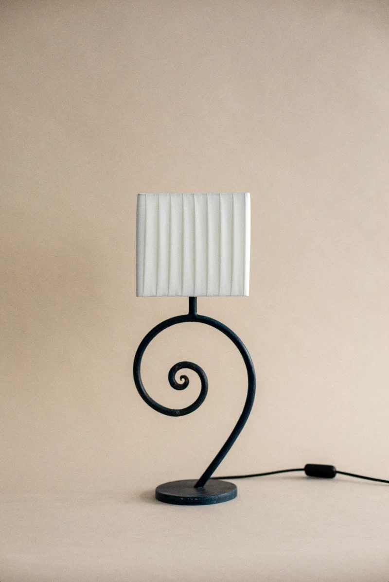 Vintage Nazaré Iron Table Lamp