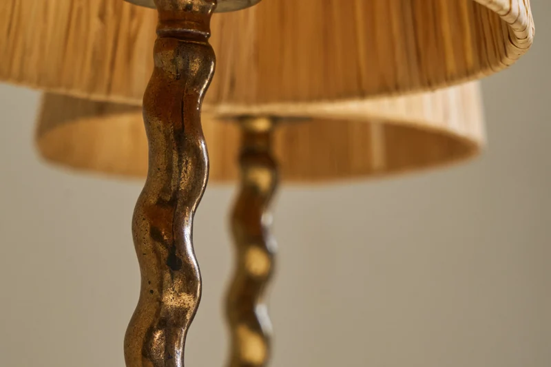 Vintage Mid-Century Pair of Tripod Table Lamps in Patinated Sand Cast Brass with Raffia Shades