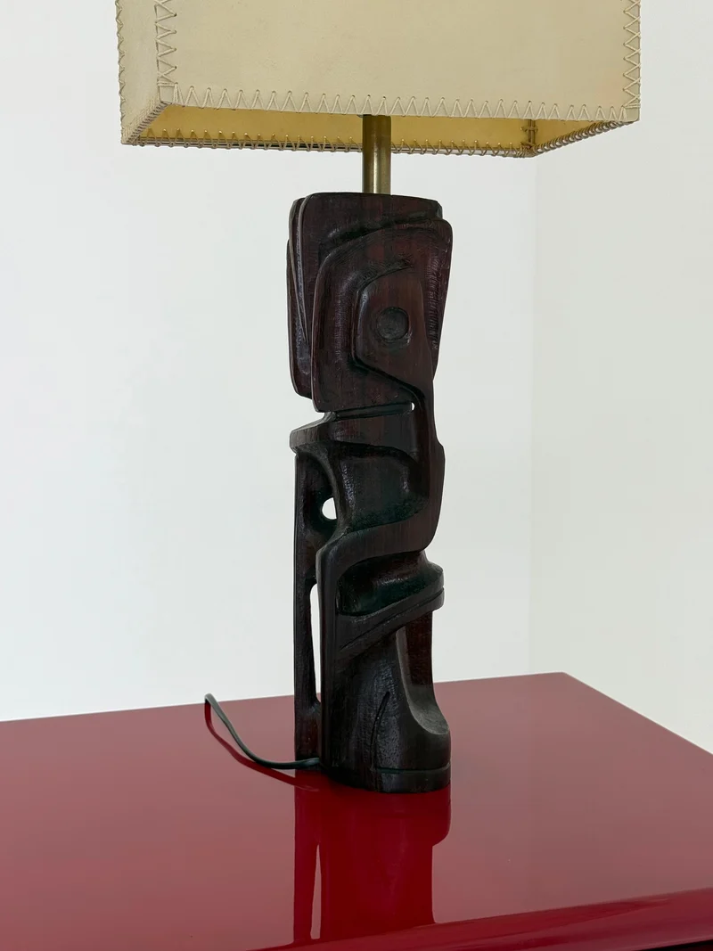 Vintage Hand-carved Wooden Sculptural Table Lamp by Gianni Pinna