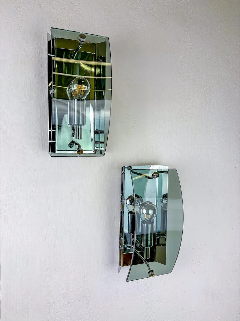 Pair of veca wall lamps, Green Murano glass, italy, Circa 1970's