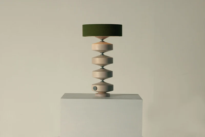 Hour Phila Table Lamp