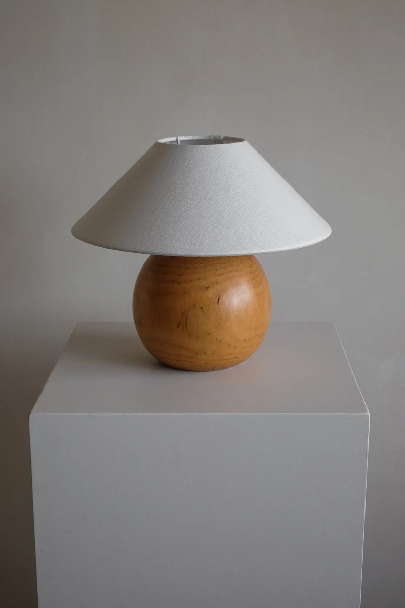 Wooden table lamp