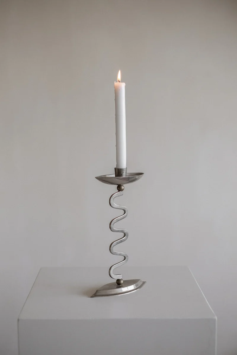 Curvy Candle Holder