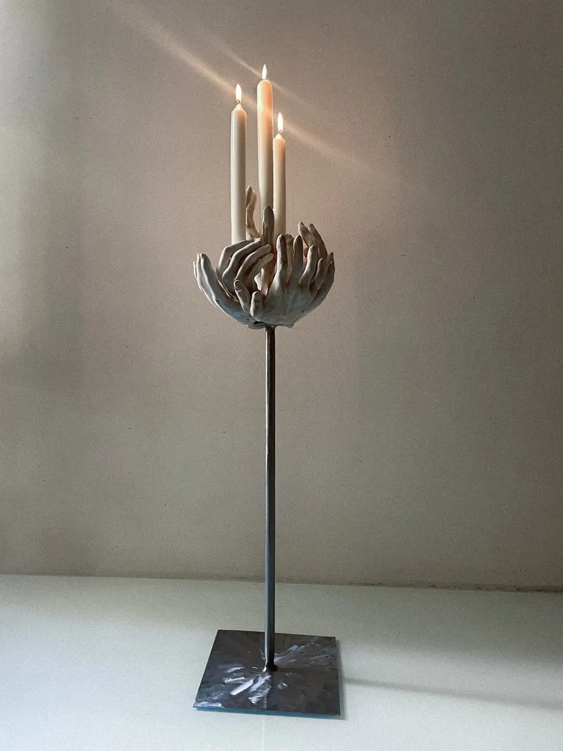 Eight-hands Standing Candleholder in Ceramic n°66