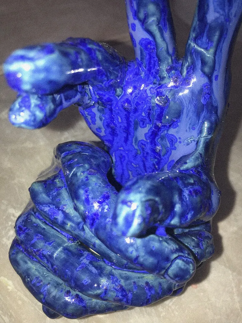 Three-hands Blue Candleholder in Ceramic n°46