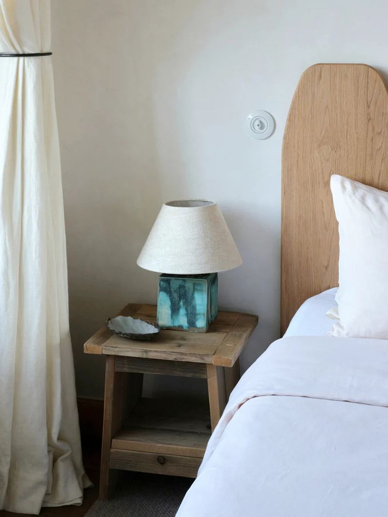 Arouca Ceramic Table Light