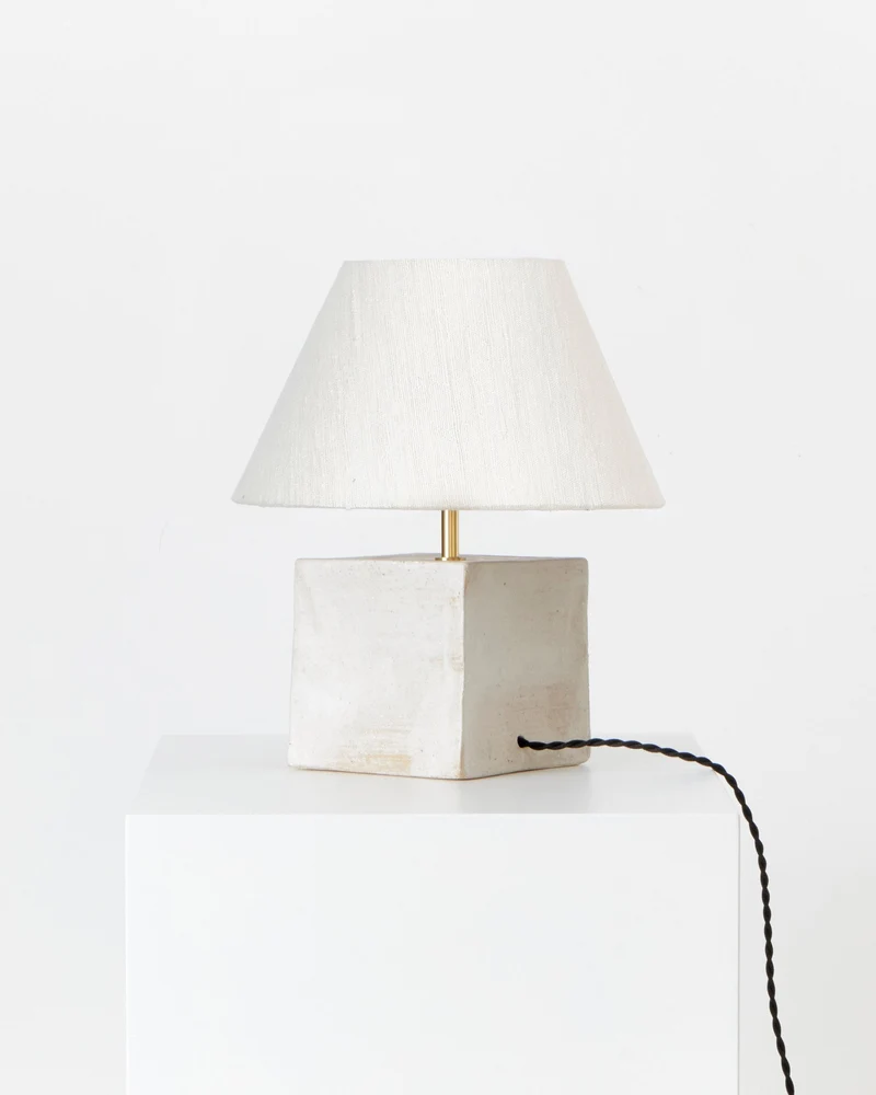 Arouca Ceramic Table Light White