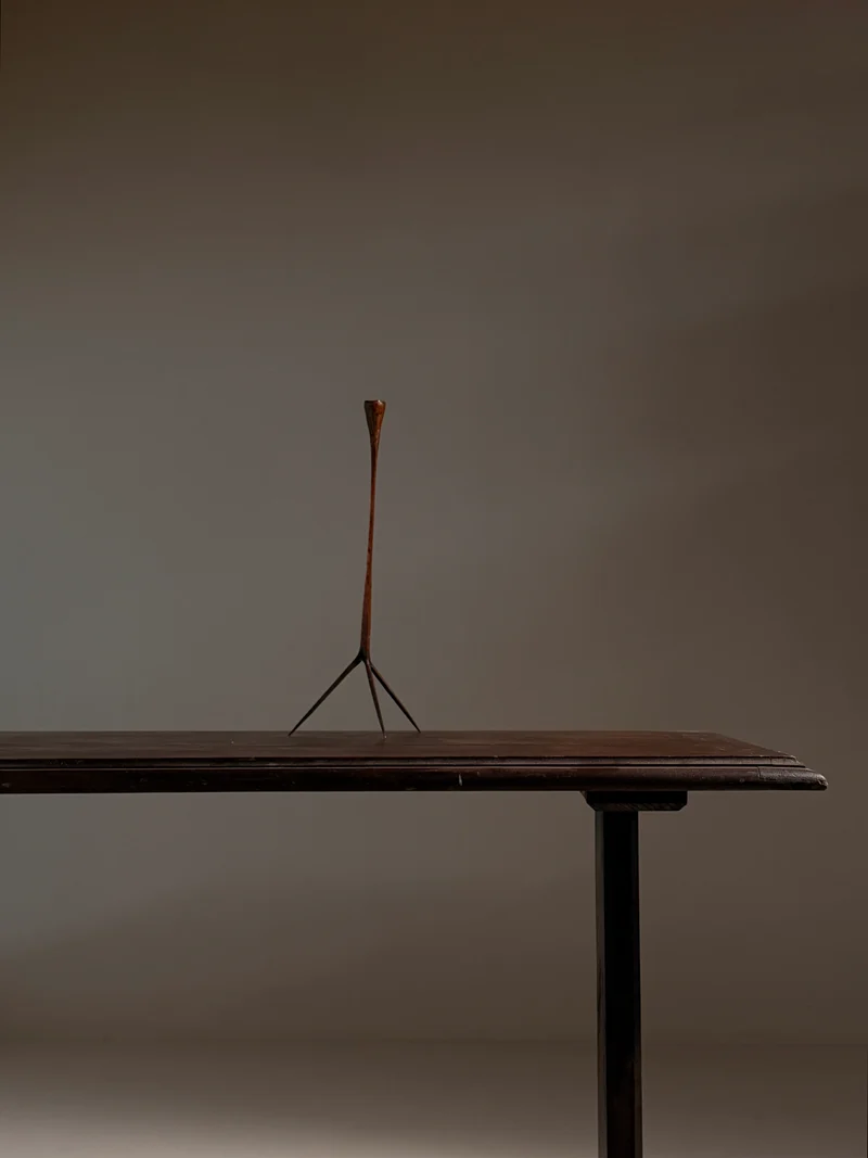 Sculptural brutalist candlestick in copper, in the style of the Marolles workshop, circa 1