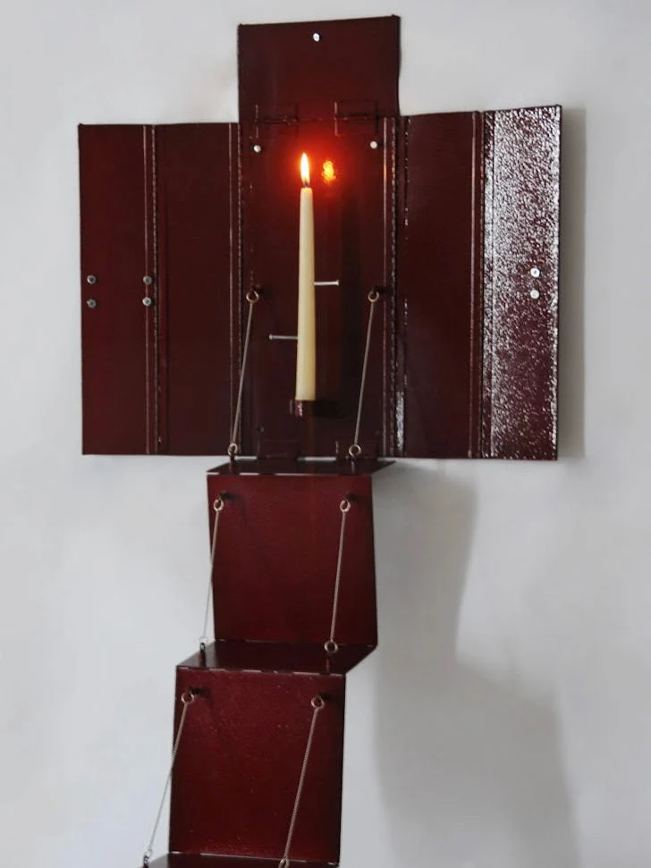 'Wax Clock' Wall Candleholder