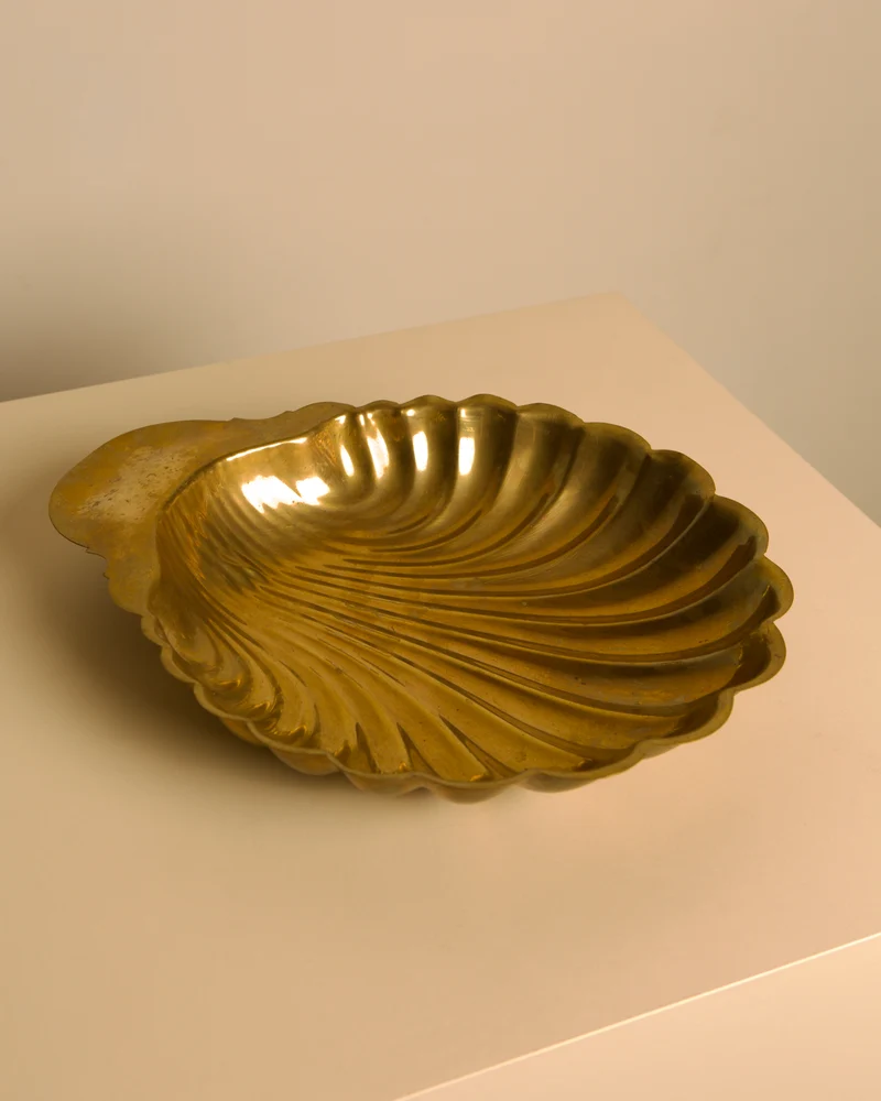 Large Brass Scallop Shell Catchall, Italy, 1960s