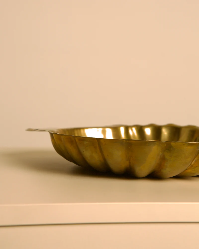 Large Brass Scallop Shell Catchall, Italy, 1960s
