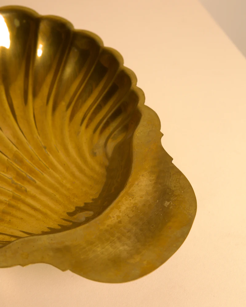 Large Brass Scallop Shell Catchall, Italy, 1960s
