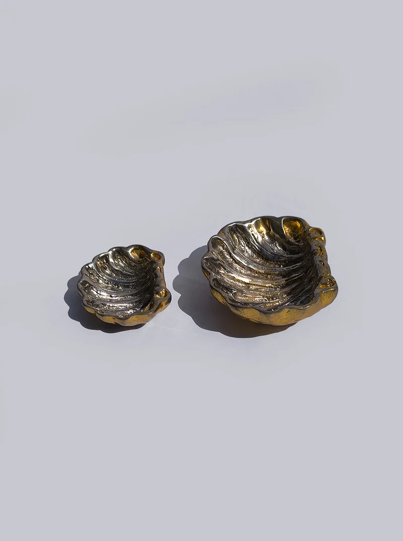 Duo of Brass Shell Vide Poches