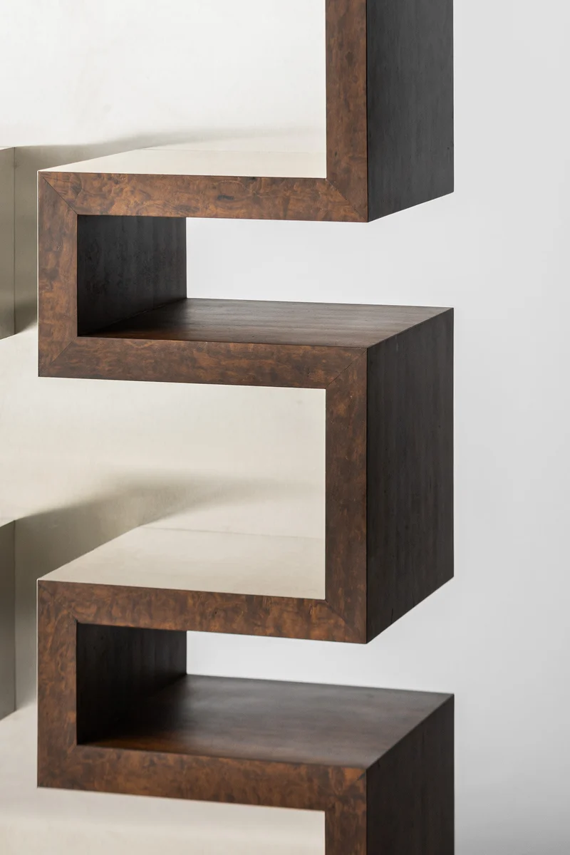 Willy Shelves