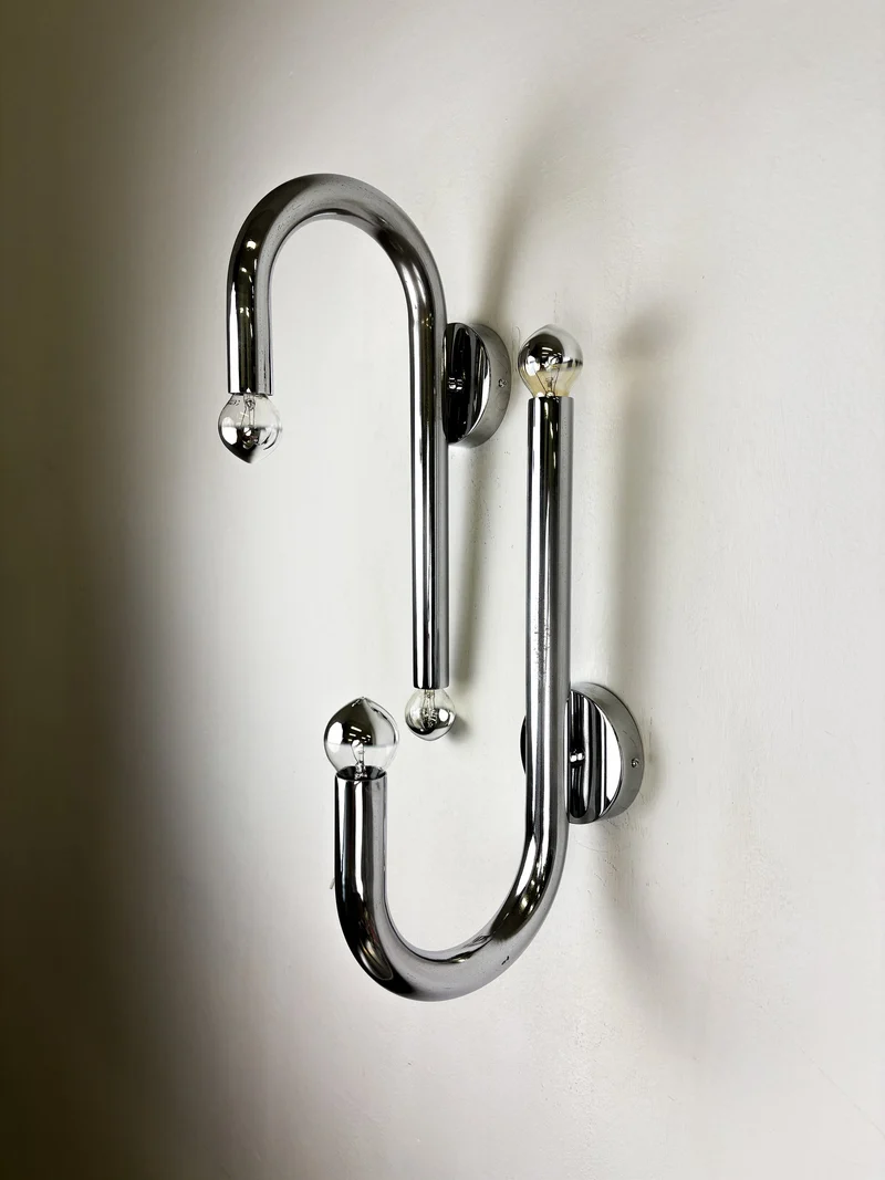 Pair of Space-Age Tubular Wall Lights, Chromed Metal, Italy, 1970s