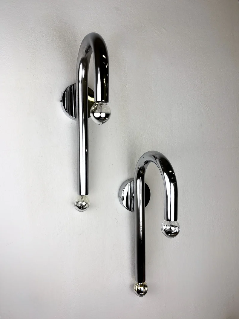 Pair of Space-Age Tubular Wall Lights, Chromed Metal, Italy, 1970s