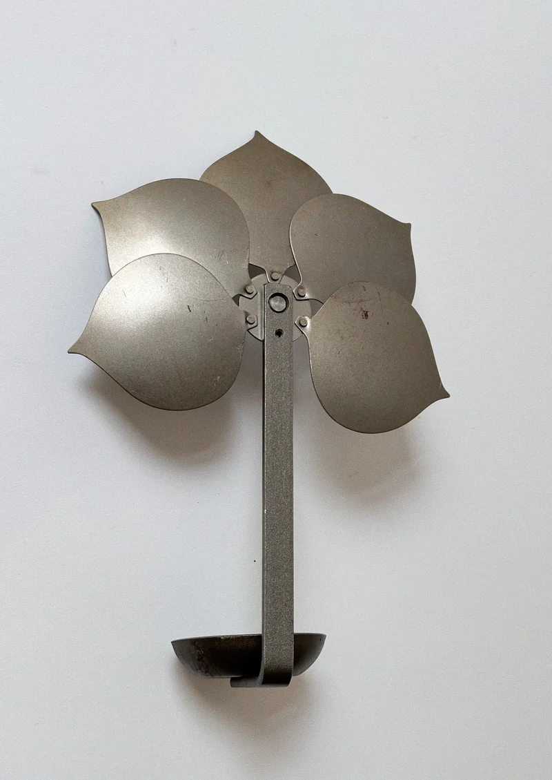 Metal Flower Wall Candleholder