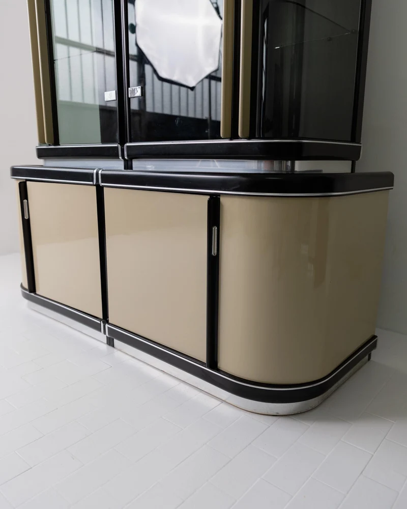 1950s Art Deco Bar Cabinet in Lacquered Wood