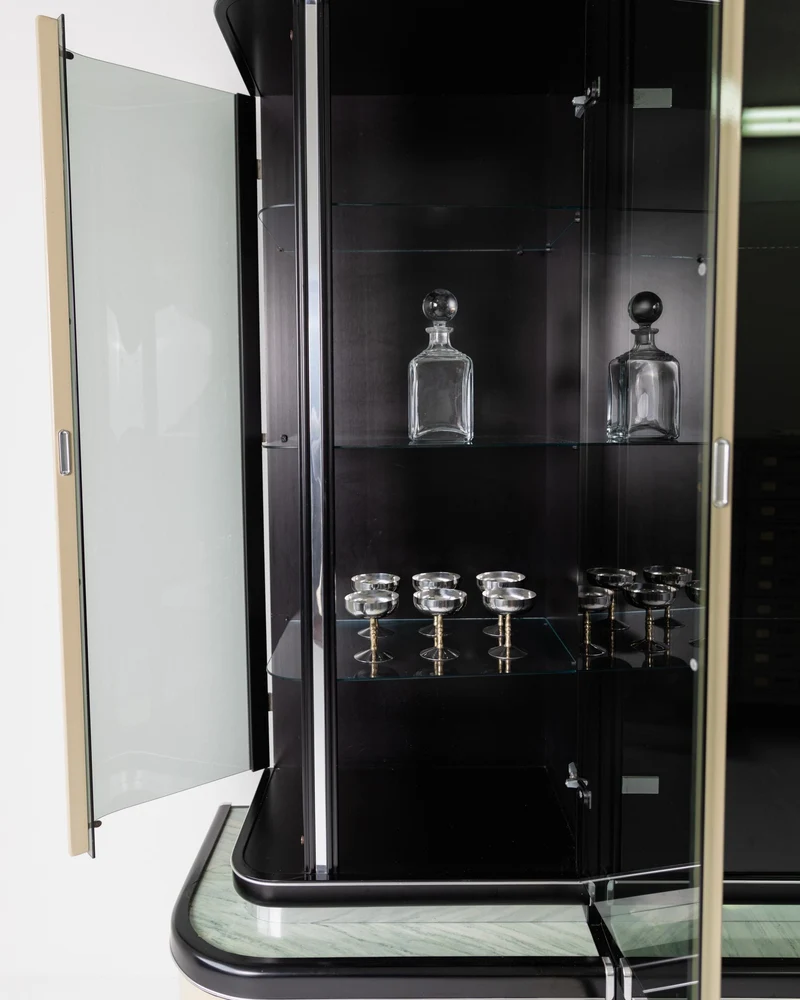 1950s Art Deco Bar Cabinet in Lacquered Wood