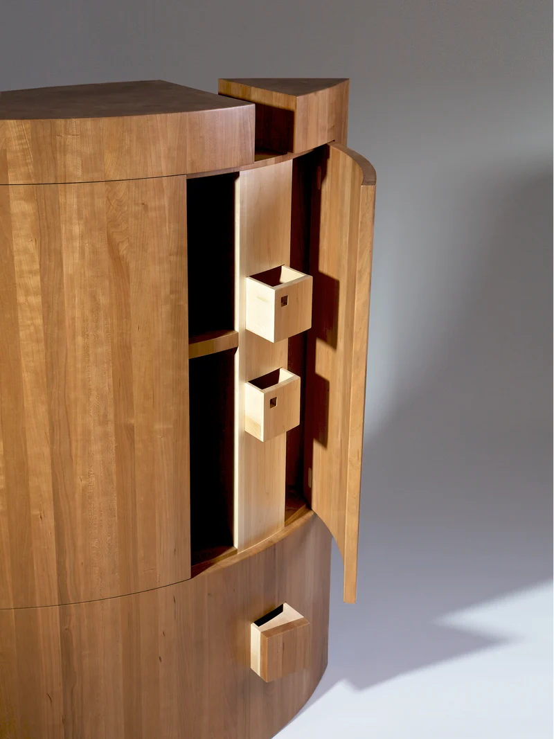 ARound Memory Cabinet