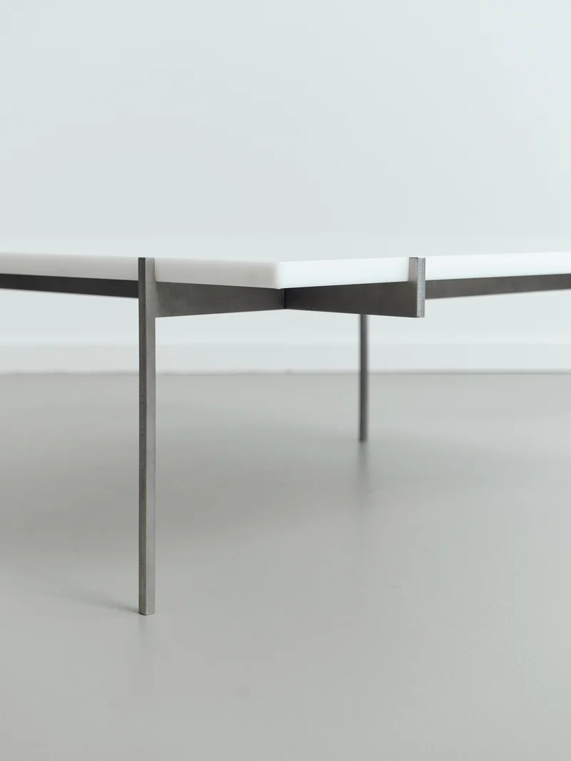 Lightweight Lounge Table