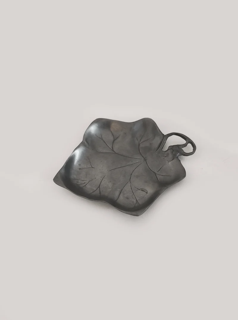 Pewter Leaf Vide Poche