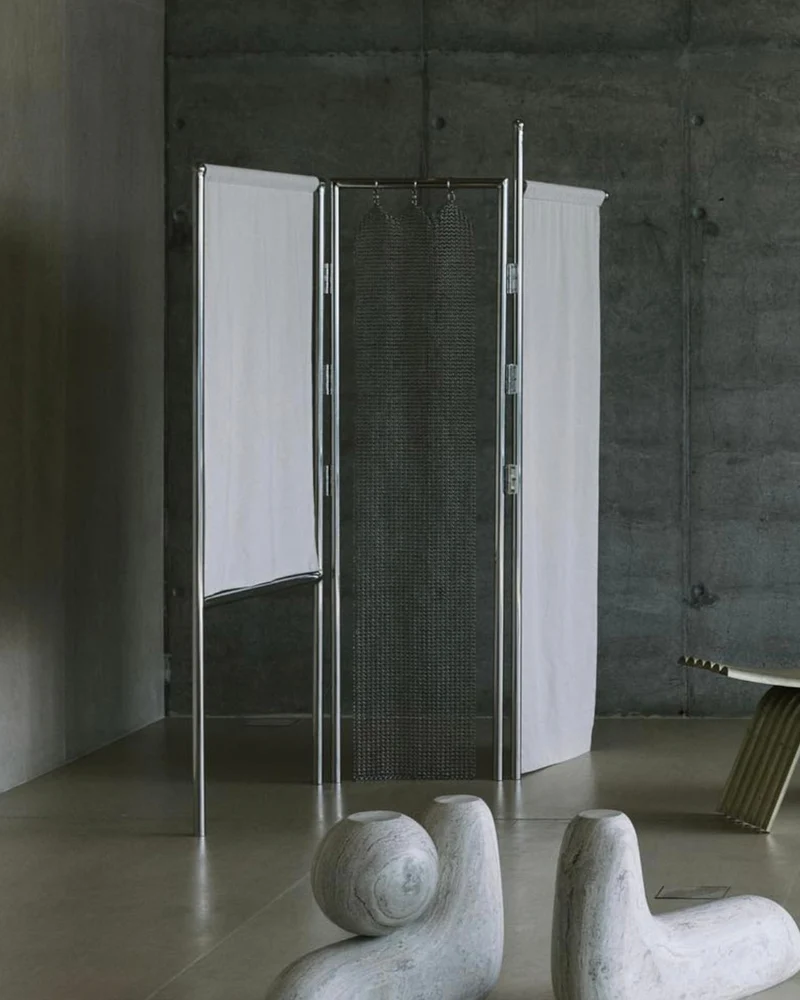Gonfalon Paravent, Room Divider in Textile and Metal