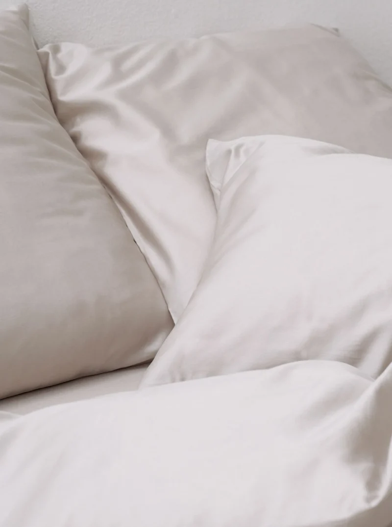 Cotton Sateen Bed Set in Sand