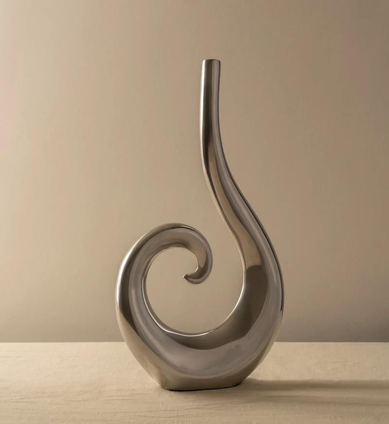 Curly Vase