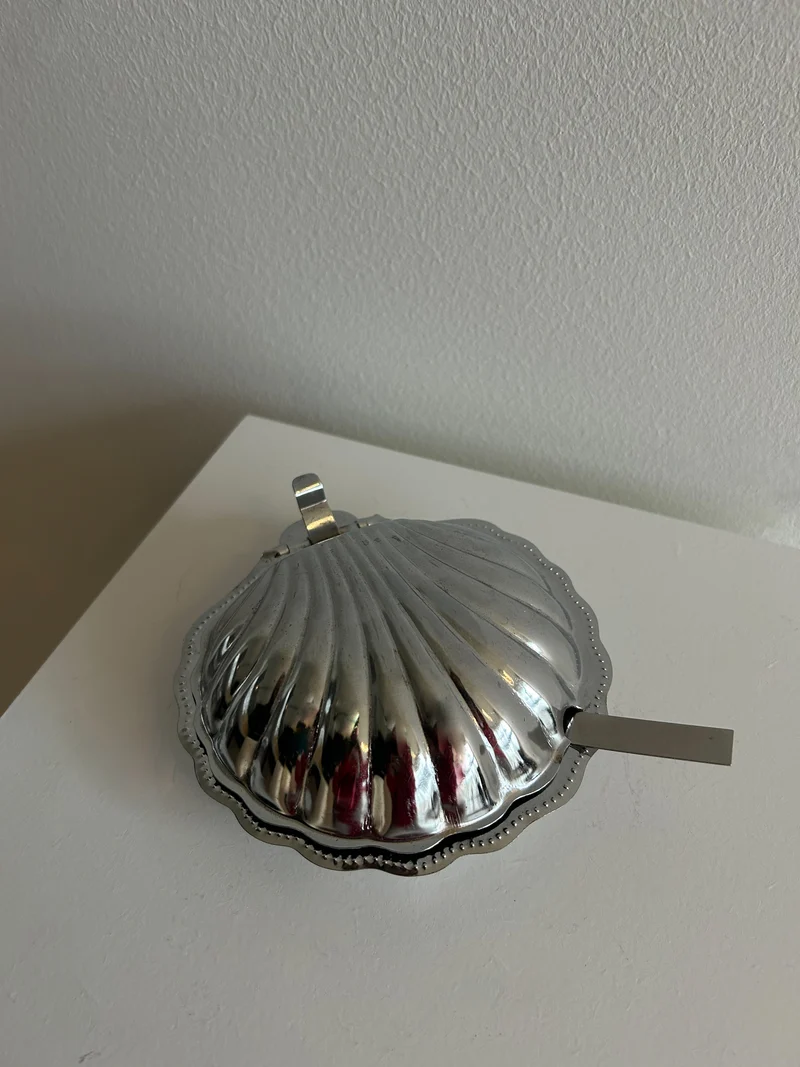 Shell Shaped Butter Dish